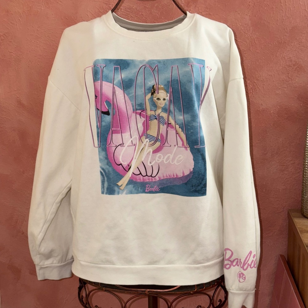 Barbie Vacay Mode Graphic Sweatshirt White Pink Flamingo Pullover XL